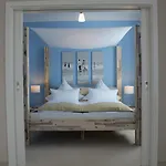 بيت ضيافة Strandschloss Arielle 4*