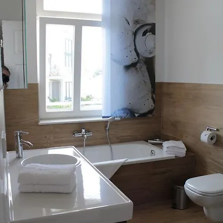 阿里尔海滩城堡旅馆 Börgerende-Rethwisch